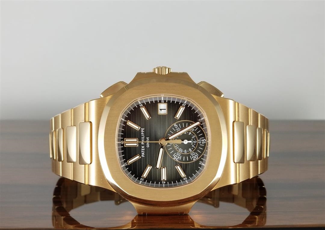 Philippe patek hotsell nautilus rose gold